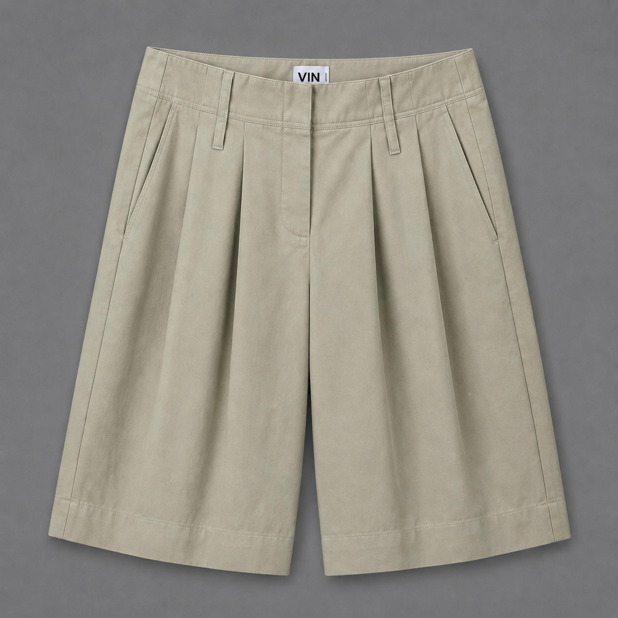 LouLou Bermuda shorts // Cotton Light Army