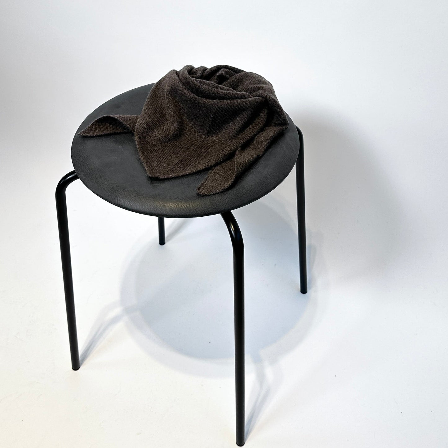 Cashmere Triangle size S