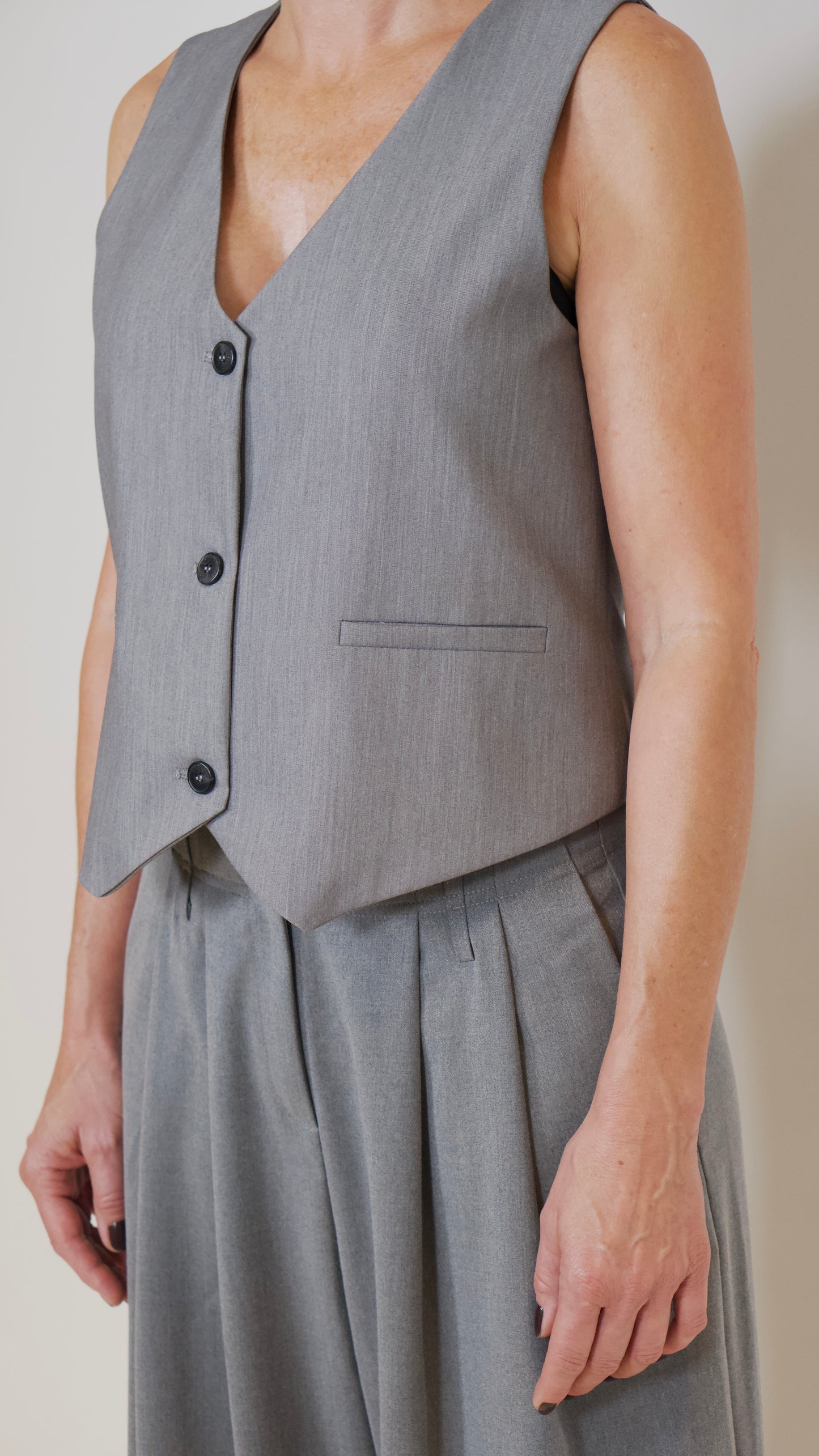 LUCCA vest Grey