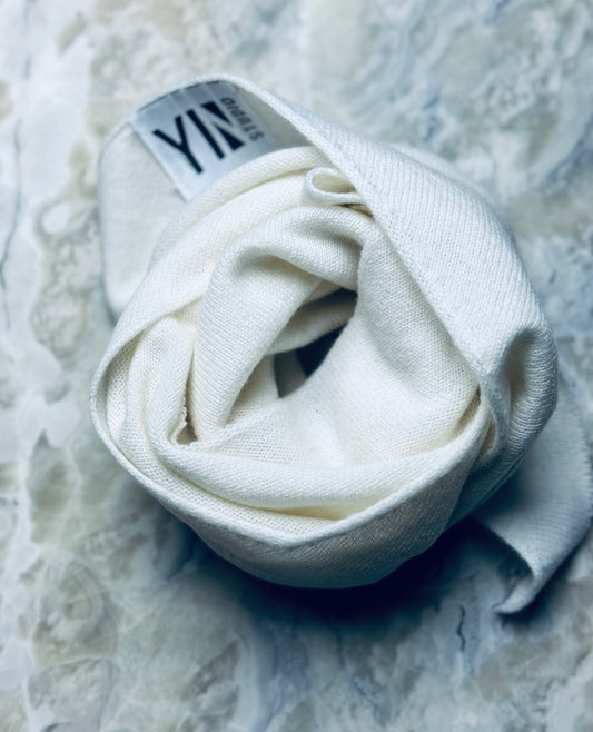 Cashmere Triangle size S