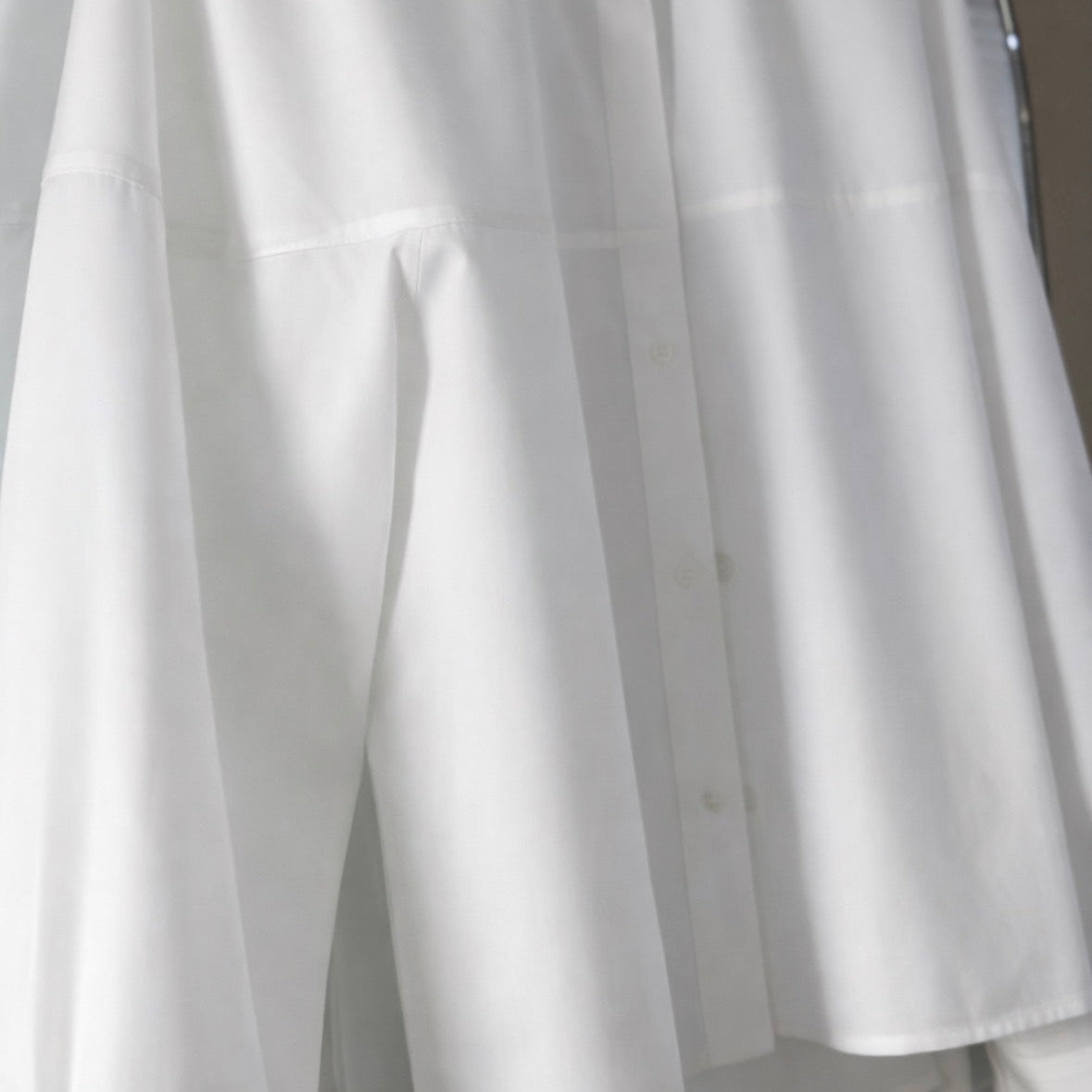 PLUTO shirt white