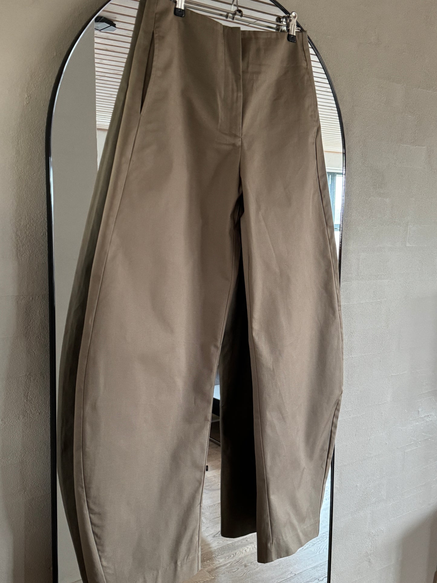 GEGO barrel pants Cotton Taupe